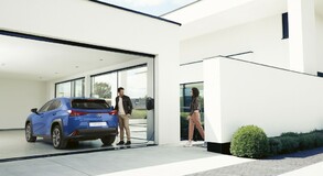 A piac egyik legfejlettebb elektromos autója lesz a Lexus UX 300e